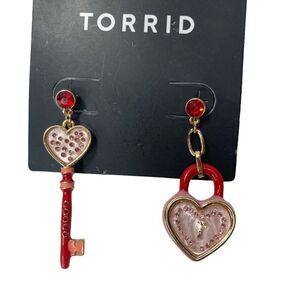 New‎ Torrid Heart Key Lock Mismatch Earrings Red Gold tone Valentine Romantic